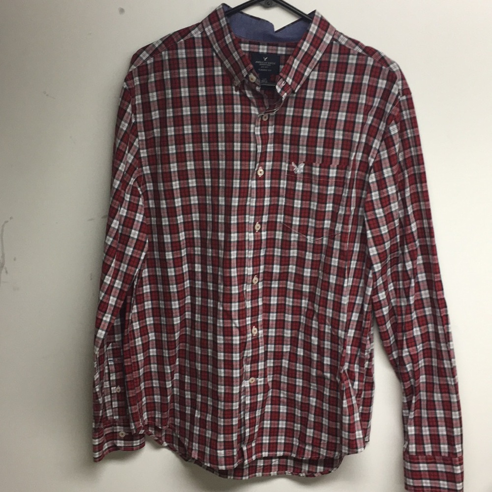 American Eagle Button up